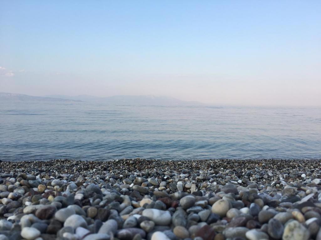 Meliti Guesthouse Akrata Exteriér fotografie